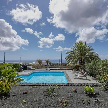 Casa Rose Villa Tegoyo